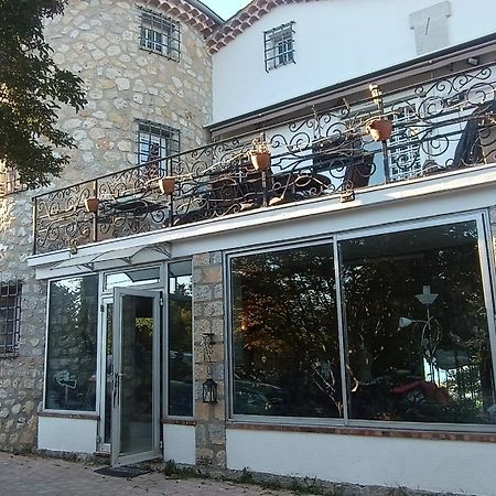 Hebergement Independant Avec Parking Prive Dans Villa Grasse Eksteriør bilde